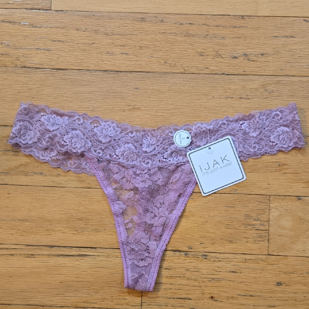 IJAK / IT'S JUST A KISS - New - Largr Lavendar Lace Strappy Thong Panty